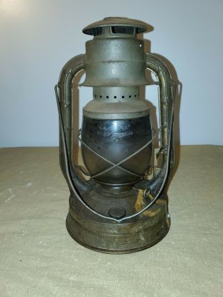 Vintage Dietz D - Lite No.  2 Railroad Lantern