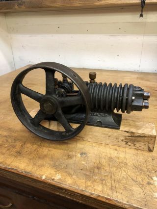 Antique Brunner 100 Single Cyl Air Compressor.  Cast Iron Cool
