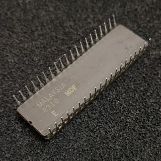 Intel MD8086/B CPU Ceramic DIP40 5MHz 16 - bit 8086 x86 Vintage Processor Rare 2