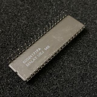 Intel MD8086 - 2 CPU Ceramic DIP40 8MHz 16 - bit 8086 x86 Vintage Processor 2