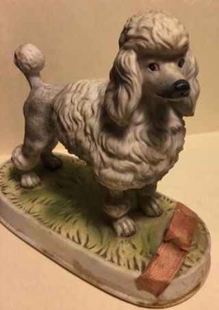 Vintage Lionstone French Poodle Whiskey Decanter with red seal 1975 no label. 3
