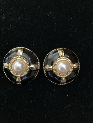 Vintage 80 S Large Clip On Earrings Black Gold Tone Faux Pearl