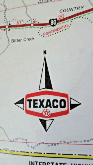 Vintage WYOMING Travel Memorabilia 1969 TEXACO Map & Salt & Pepper Pipe Shakers 2