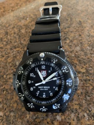 Vintage 1990’s Navy Seals Diver Watch Series 3000 Mens 2