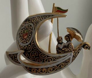 Vintage Damascene Caravel Boat Ship Gold Tone Brooch Pin Made In Spain