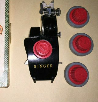 Vintage Singer Automatic ZigZagger Model 161103 with Box Near 2