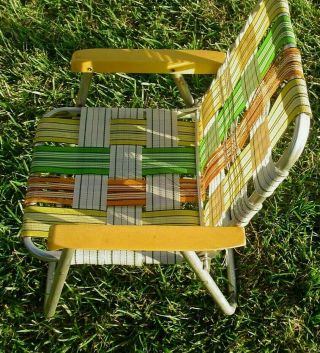 CHILD ' S VINTAGE ALUMINUM WEBBED FOLDING CHAIR BEACH PATIO LAWN CAMPING 2