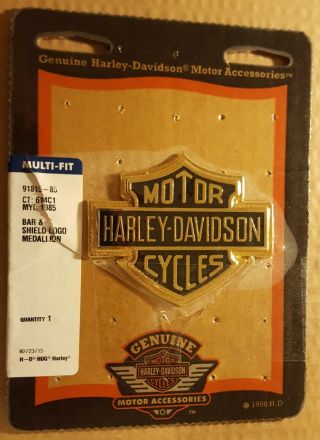 Harley Davidson 91815 - 85 Large Gold Bar And Shield Flat Medallion Oem Open Pack