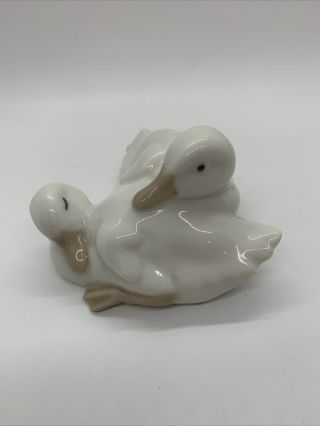 Vintage Nao Lladro Porcelain 2 Sleeping Cuddling Ducks Geese Figurine