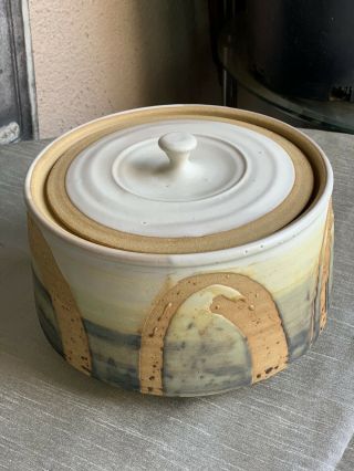 Vintage Hand Thrown Studio Art Stoneware Pottery Ceramic Soup Tureen 9” Wide