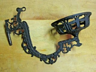 Antique Vintage Cast Iron Swing Arm For Wall Hanging Kerosene/oil Bracket Lamp