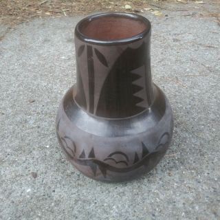Vintage Native American San Ildefonso Pottery Vase -