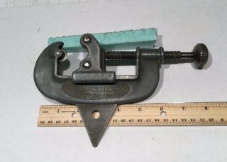 Vintage Ridgid No.  0 Screw Feed Pipe Cutter 5/8 " To 2 - 1/8 " O.  D.  Good Shape