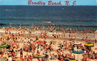 Bradley Nj Jersey Beach Scene Lifeguard Boat 1967 Chrome Vtg P3
