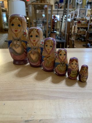 Vintage Wood Hand Painted Stacking Set Of 6 Russian Babushka Nesting Dolls