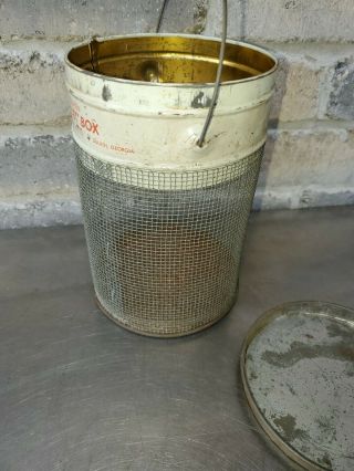 Vintage Kleer - Vue Cricket Box Fishing Galvanized Wire Mesh Bait Pail 3