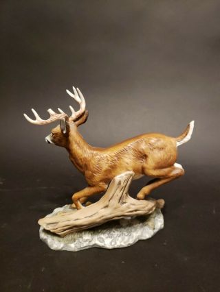 Vintage HOMCO Masterpiece Porcelain Deer Buck Statue Antlers 1986 Realistic 2