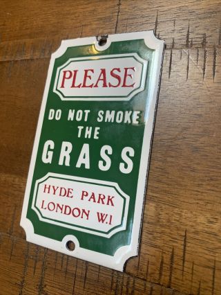 Vintage Dodo Painted Porcelain Enamel Sign England Hyde Park Don’t Smoke Grass