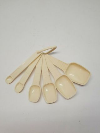 Vintage Tupperware Set Of Beige Measuring Spoons W/ring Complete 1266 - 1272