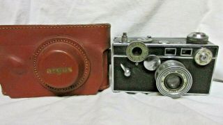 Vintage Late 1940s Argus C3 Camera W/ Case