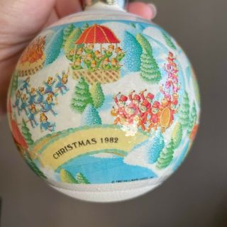 Vintage 1982 Hallmark Keepsake Glass Ornament “twelve Days Of Christmas”