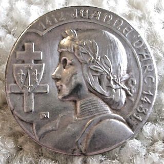 Rare Antique French Joan Of Arc Antique Silvered Button.  Ca.  Early 1900s