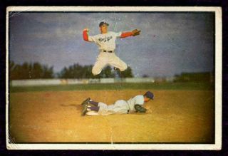 1953 Bowman Color 33 Pee Wee Reese Brooklyn Dodgers