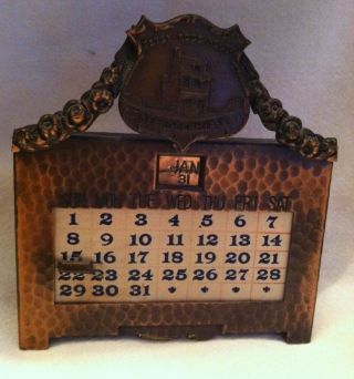 Old Vintage Betsy Ross House Philadelphia,  Pa Rotating Calendar Metal