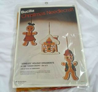 Vintage Bucilla Gingerbread Man House Christmas Ornaments Needlecraft Felt Kit