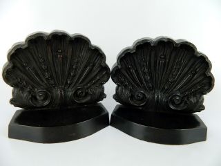 Pair Vintage Heavy Cast Metal Art Deco Scalloped Ocean Clam Beach Shell Bookends