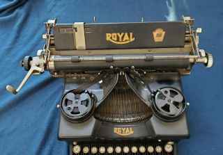 Vintage 1930 ' s Antique Royal Typewriter Type Writer - 3
