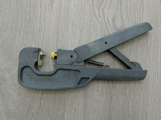 Vintage Dritz " The Fastener " Snap Tool W One Grommet Attachment 9.  5 " Scovill