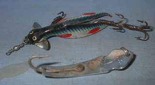 Vintage Fishing Lures Fishing Tackle Maine Barn Find 2 Different Very Old Lures