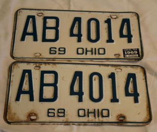 Vintage Matching 1969 Ohio License Plates Set Pair Ab 4014 White Blue Lettering