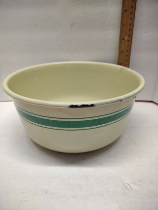 8½ " Vintage Enamelware Mixing Bowl Pale Yellow With Green Ring Mixing Bowl