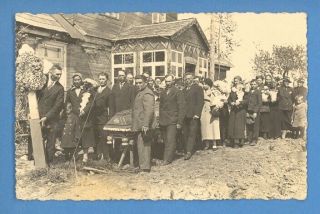 Antique Post Mortem Man In Casket Vintage Funeral Procession Photo Postcard 95