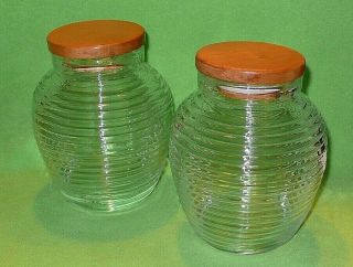 Set Of 2 Vintage Beehive Shaped Glass Canister With Wooden Lids & Rubber Seals.