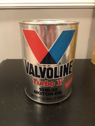 Vintage Valvoline Turbo V 10w - 30 Motor Oil 1 Qt.  Oil Can Full Collectible