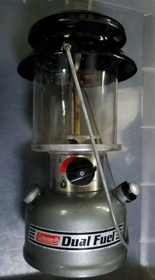 Vintage 1996 Coleman Lantern,  Case Dual Fuel Powerhouse 285 - 700t,  2 Mantles