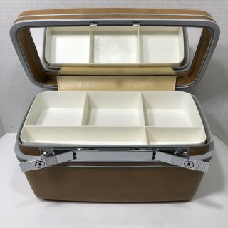 Vintage Samsonite Ladies Beauty / Train Case With Keys And Tray - Toffee Color