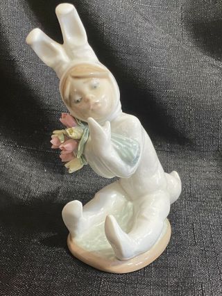 Vtg Lladro 1509 Spring Flowers / Girl In White Bunny Suit W Tulips 5 " Figurine