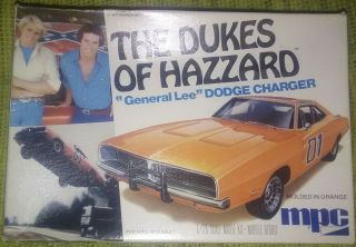 Mpc 1/25 Dukes Of Hazzard General Lee Dodge Charger With Flag 1979 Model Kit