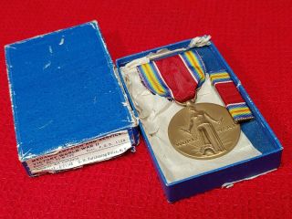Vintage 1946 World War Ii Us Victory Medal & Ribbon Bar W/ Box