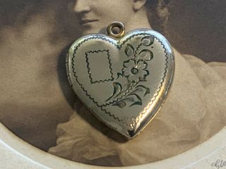 Antique Vintage Gold Filled Heart Shape Locket Pendant Charm Etched Flower