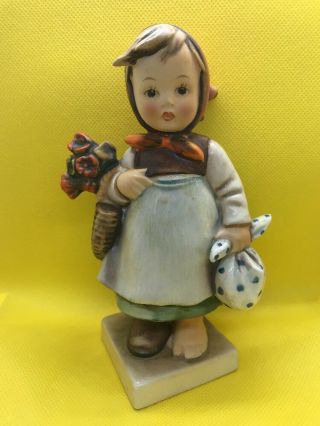 Vintage Hummel Goebel Germany 204 Porcelain Girl W/ Flowers Figurine Hb