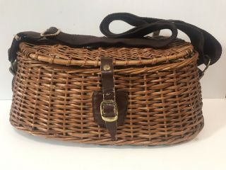 Vintage Wicker Leather Fly Fishing Creel Basket With Strap Buckle Closure Trout