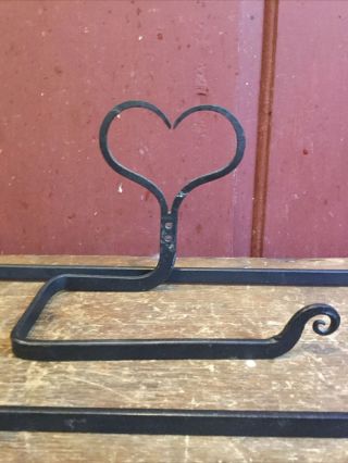 WROUGHT IRON TOWEL BARS W HEARTS & WROUGHT IRON TOILET PAPER HOLDER W HEARTS 2