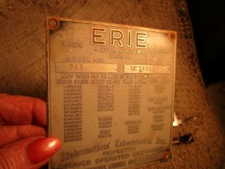 Vintage Erie Gas Pump Model Plate 743
