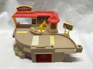 Vintage 1995 Mattel Hot Wheels Mcdonalds Play Set Arco Toys