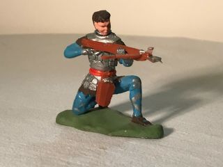Vintage 1475 Britains Ltd Swoppet Knight With Crossbow - Figure 1